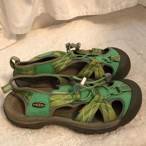 Keen water shoes